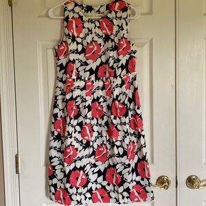 Ann Taylor Dress Size: 8P Floral Print